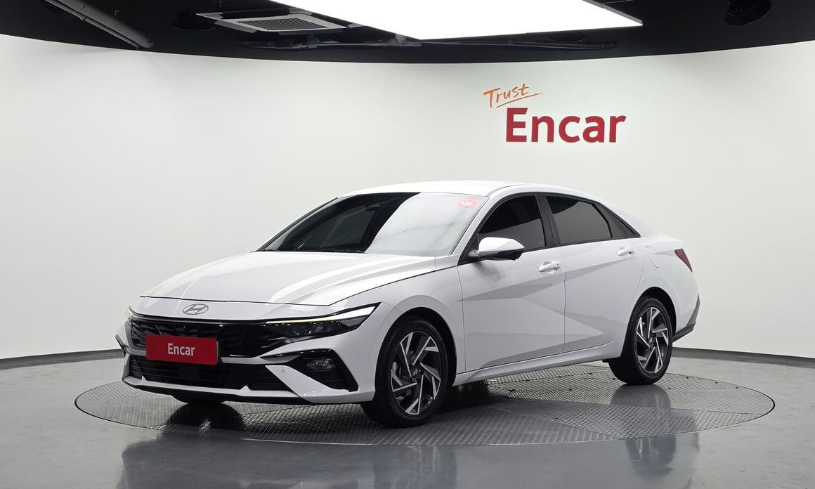 Hyundai AVANTE 2024