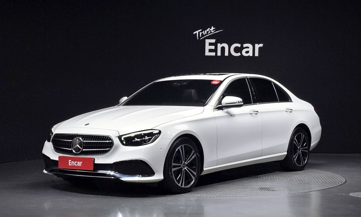 Mercedes-Benz E-Class 2021