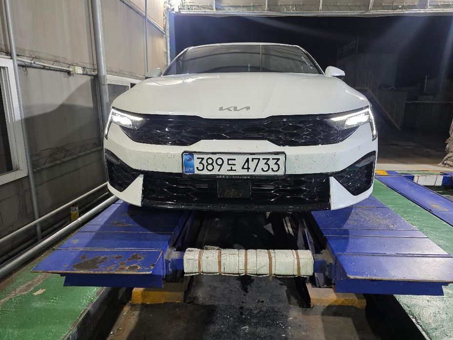 Kia K5 2025