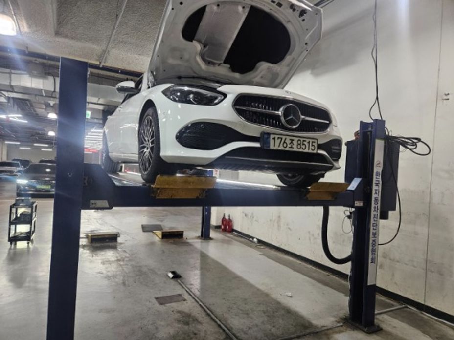 Mercedes-Benz C-Class 2022