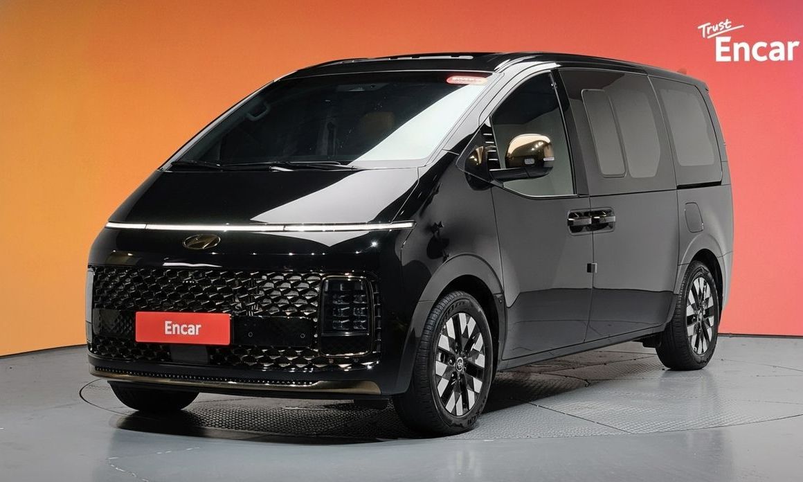 Hyundai Staria 2025