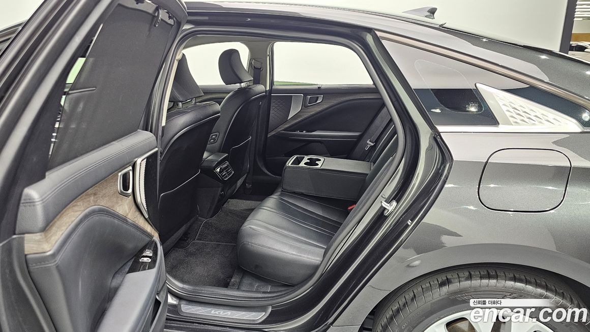 Kia K8 2023
