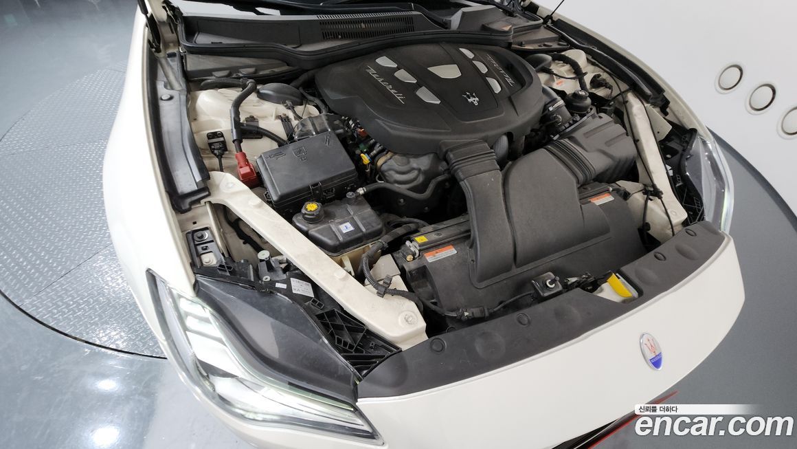 Maserati Quattroporte 2017