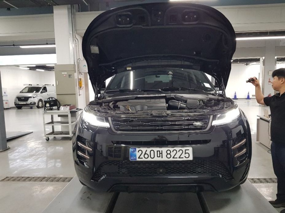 Land Rover Range Rover Evoque 2025