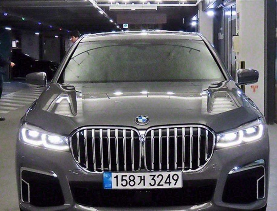 BMW 7-Series 2022