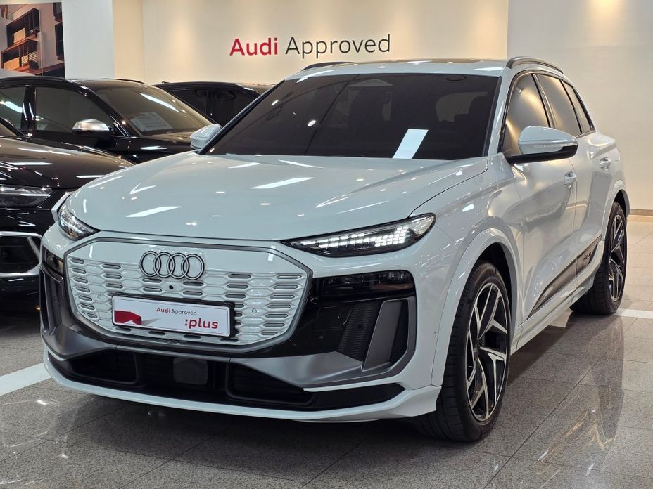 Audi Q6 e-tron 2025