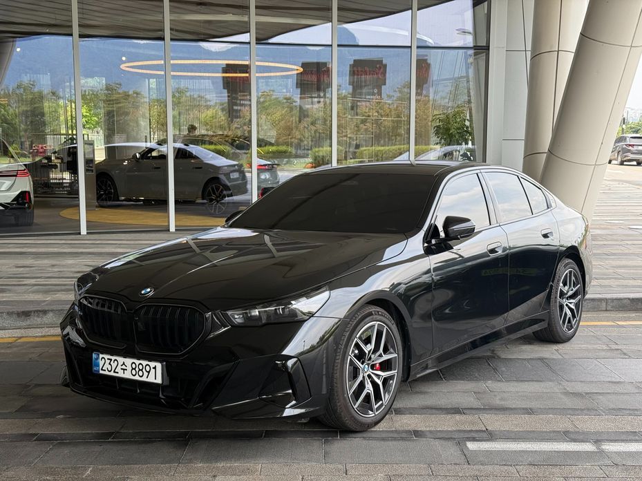 BMW 5-Series 2026