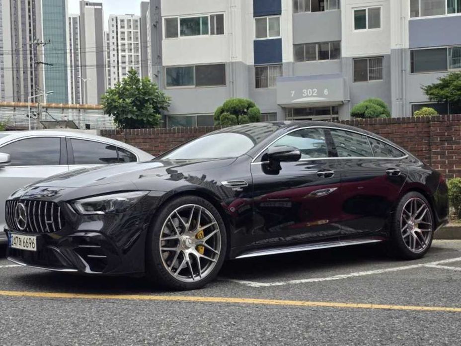 Mercedes-Benz AMG GT 2023