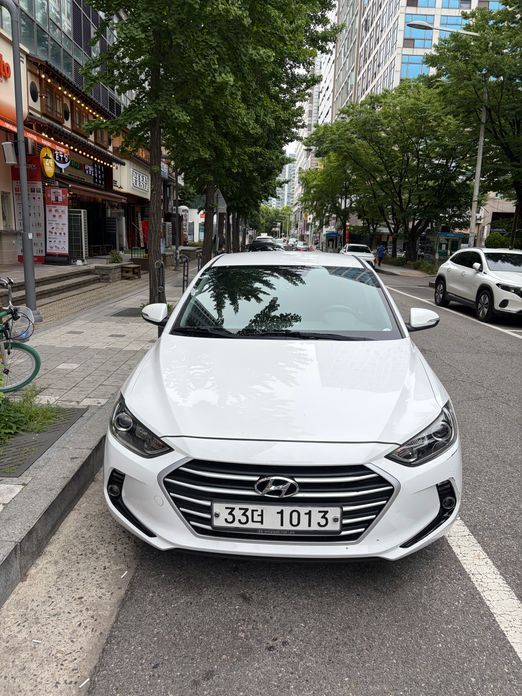 Hyundai AVANTE 2017