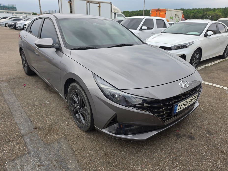 Hyundai AVANTE 2022