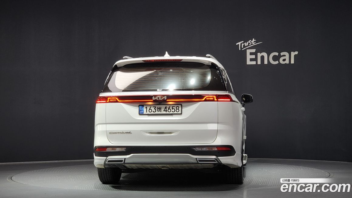 Kia Canival 2021