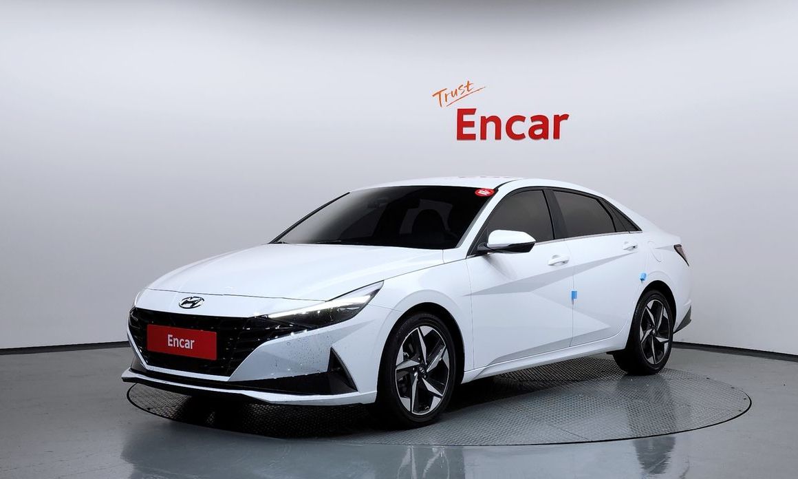 Hyundai AVANTE 2021
