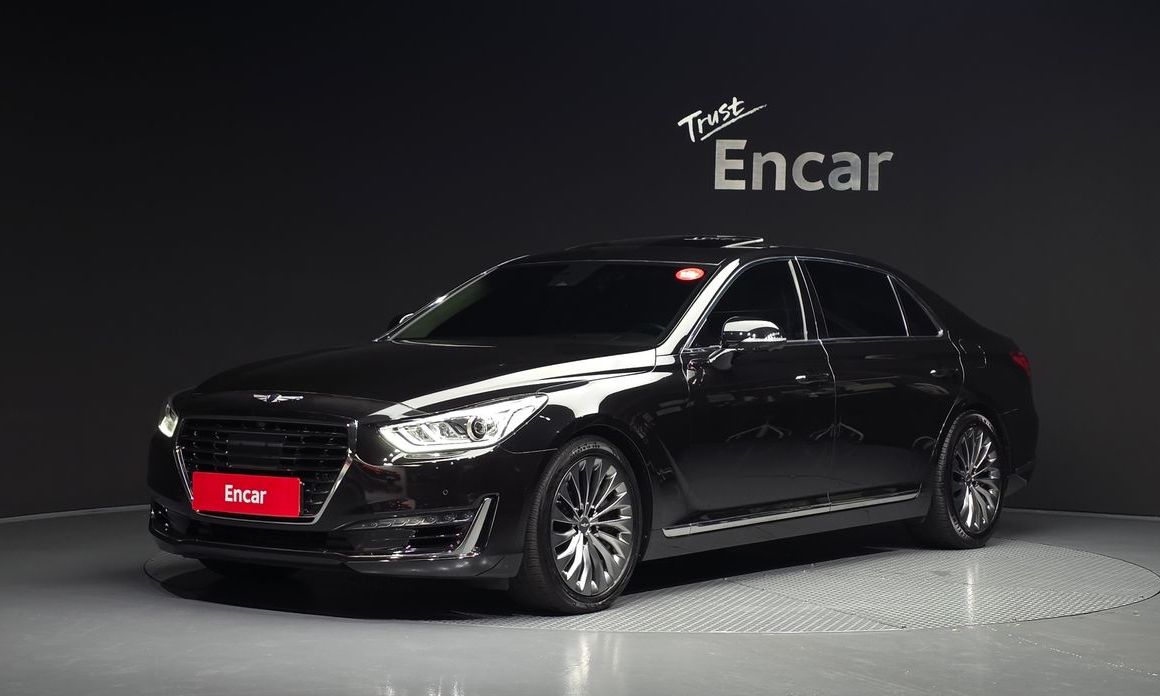 Genesis EQ900 2018