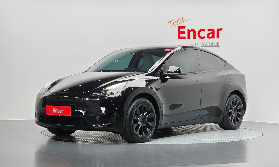 Tesla Model Y 2023