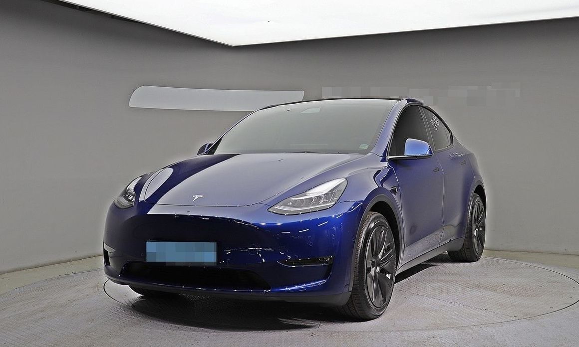 Tesla Model Y 2021