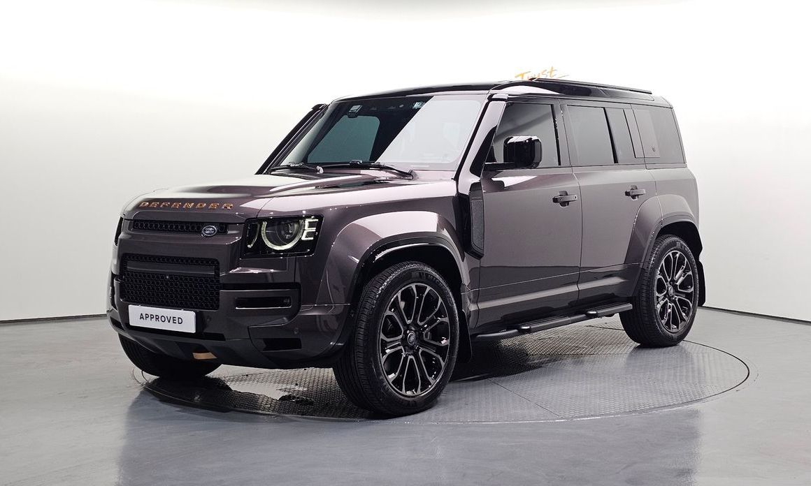 Land Rover Defender 2025