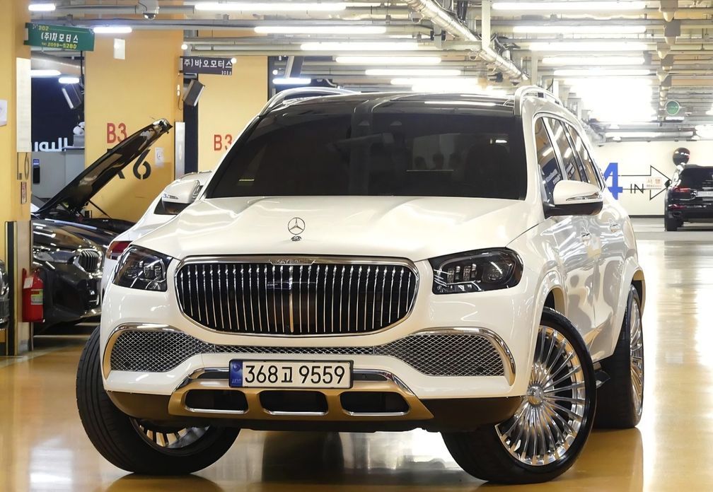Mercedes-Benz GLS-Class 2023