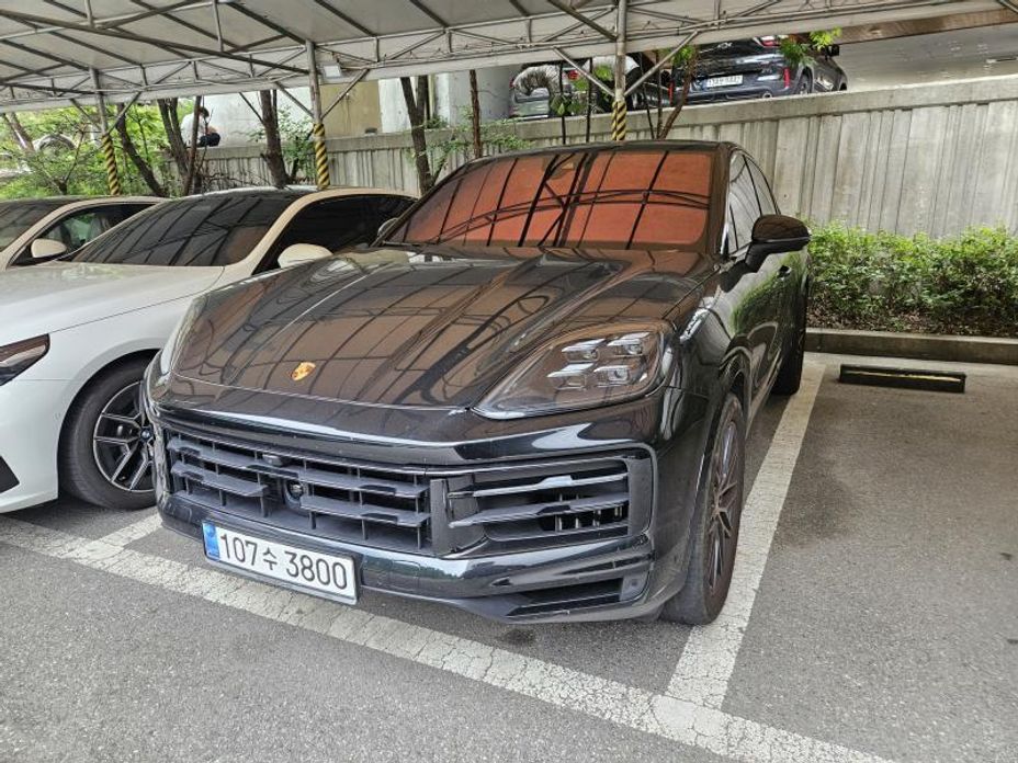 Porsche Cayenne 2024
