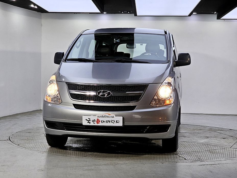 Hyundai Starex 2011