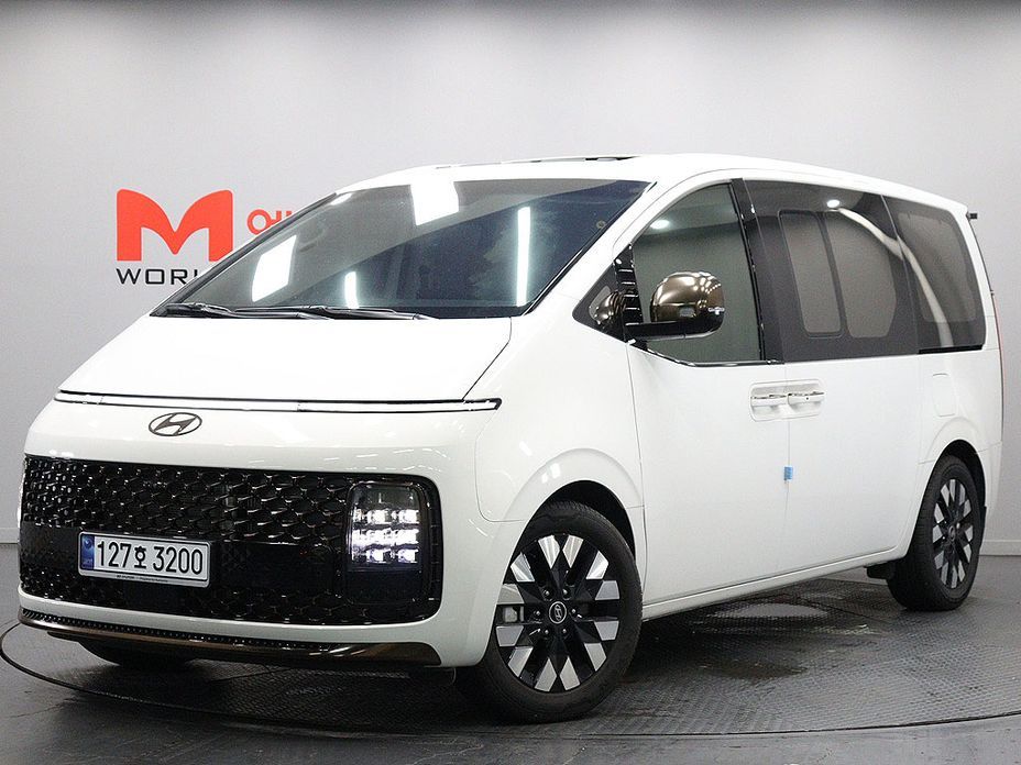 Hyundai Staria 2025
