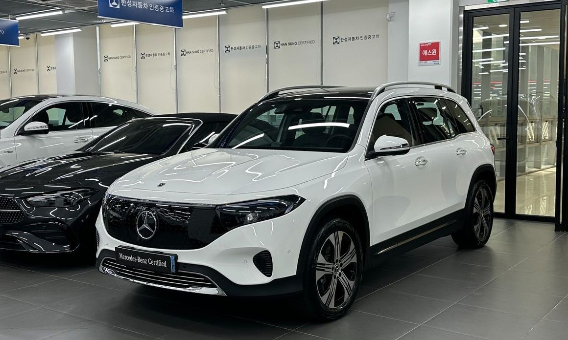 Mercedes-Benz EQB 2026