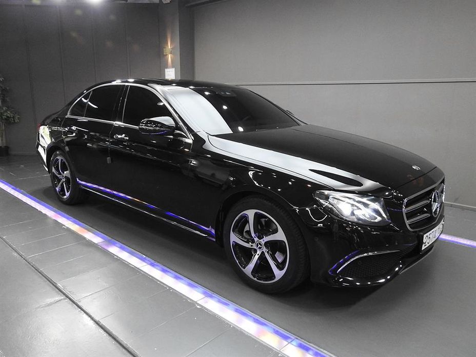 Mercedes-Benz E-Class 2020