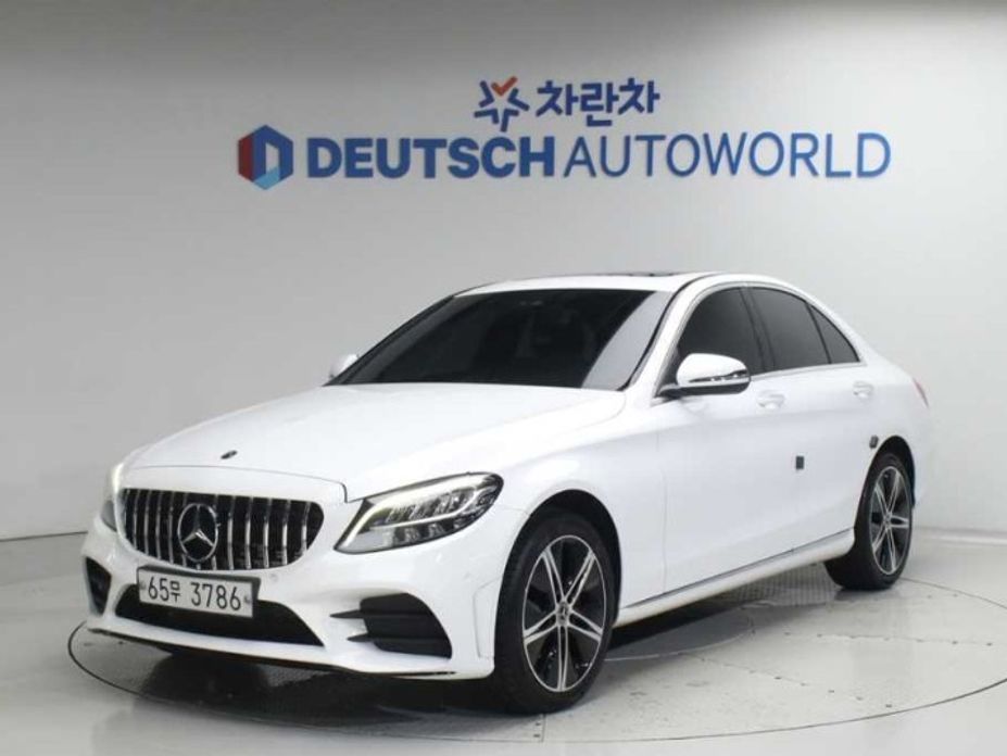 Mercedes-Benz C-Class 2019