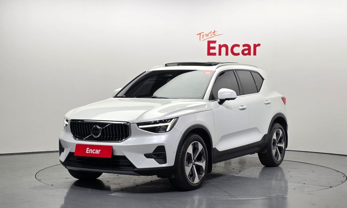 Volvo XC40 2023