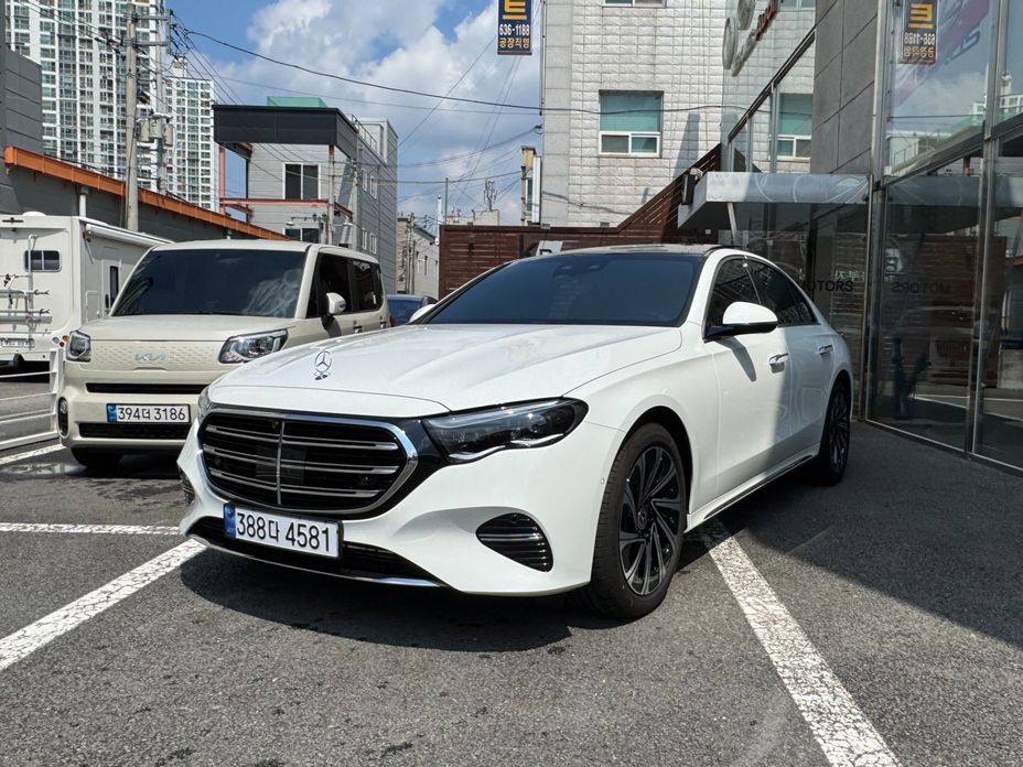 Mercedes-Benz E-Class 2026