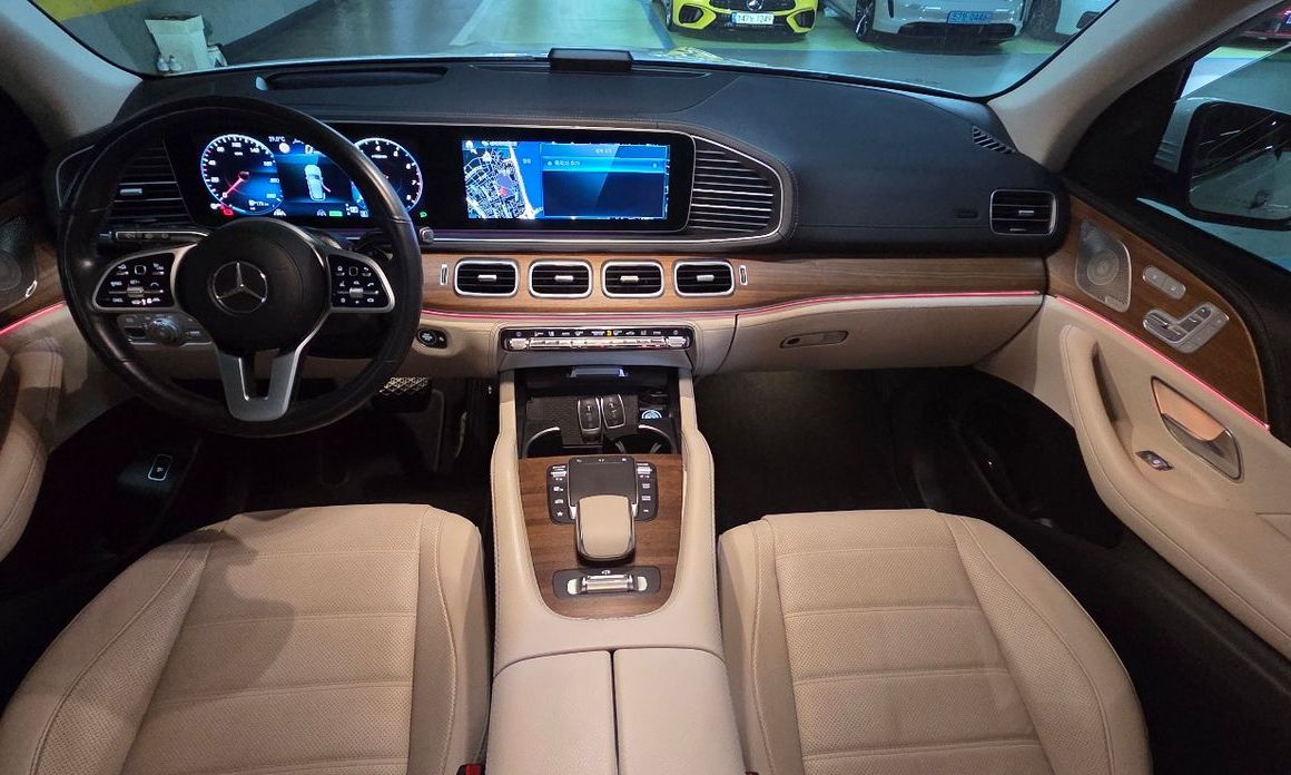 Mercedes-Benz GLE-Class 2021