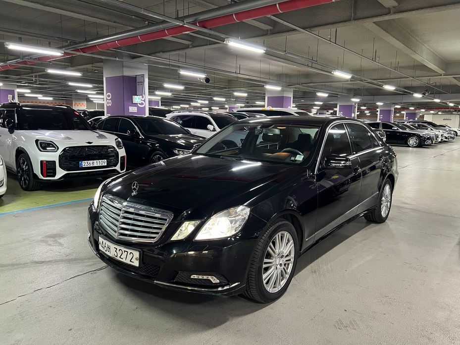Mercedes-Benz E-Class 2010