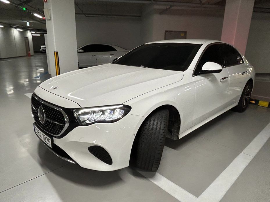 Mercedes-Benz E-Class 2025