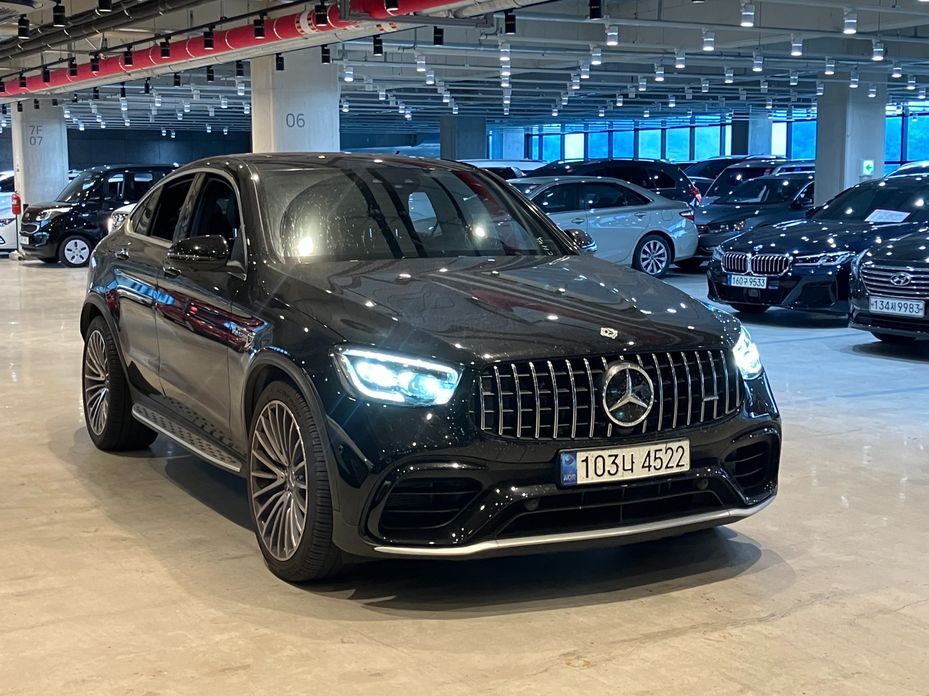 Mercedes-Benz GLC-Class 2021