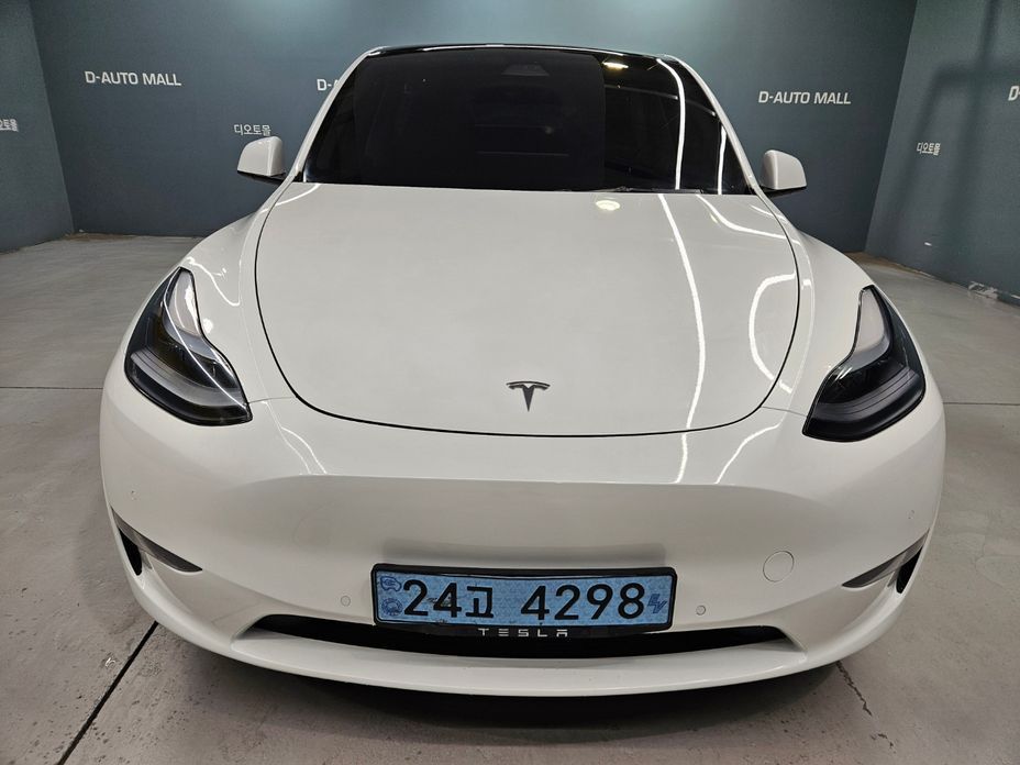 Tesla Model Y 2021