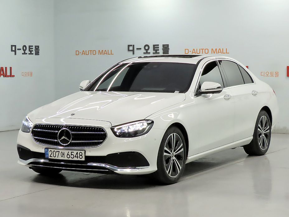 Mercedes-Benz E-Class 2022