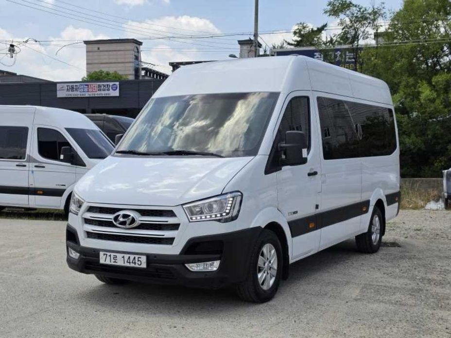 Hyundai Solati 2017