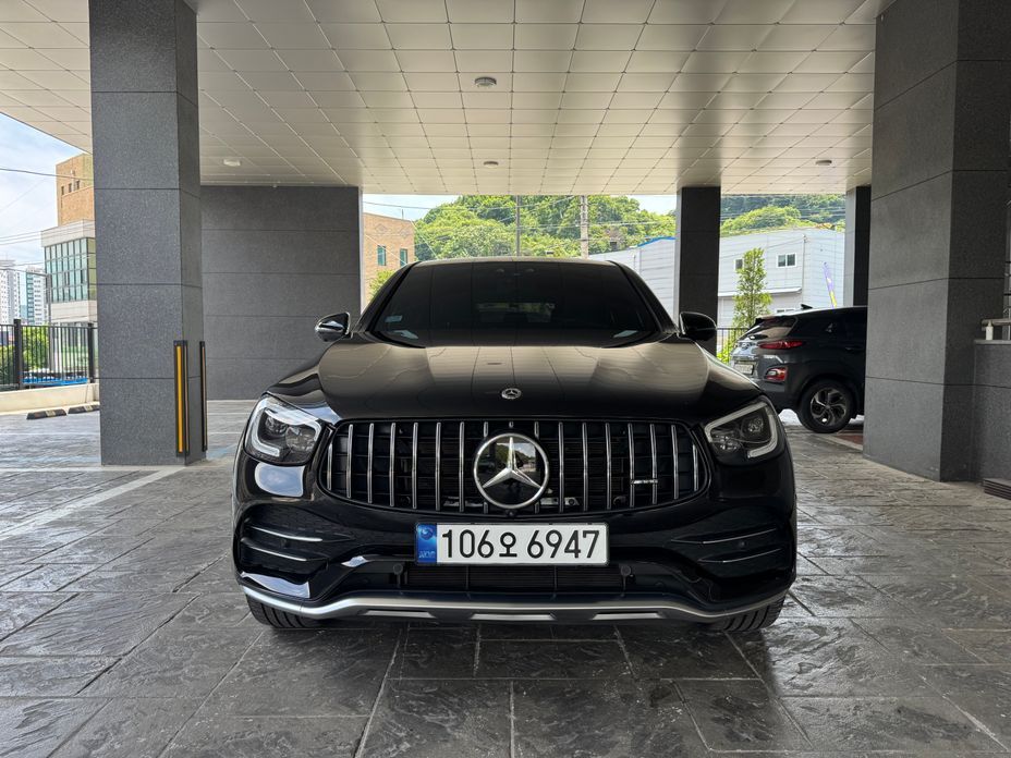 Mercedes-Benz GLC-Class 2023