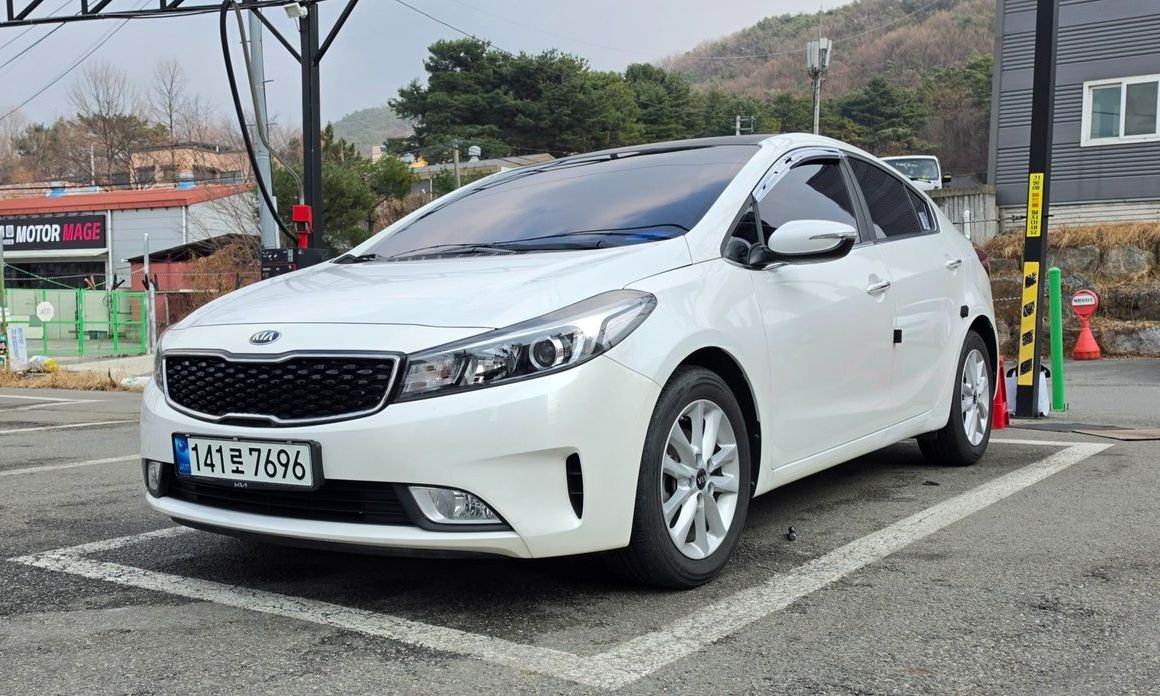 Kia K3 2016