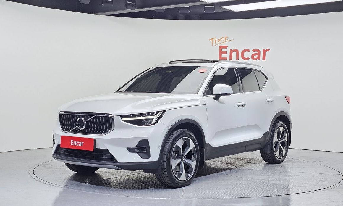 Volvo XC40 2023