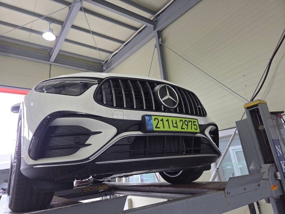 Mercedes-Benz GLC-Class 2026