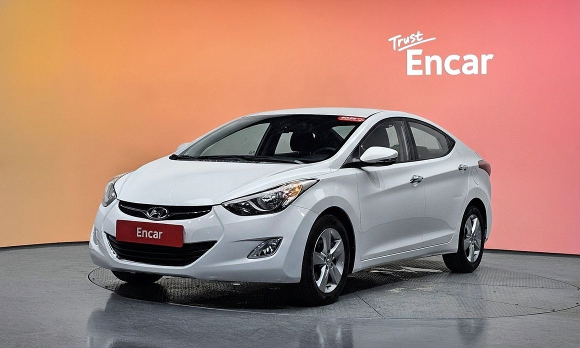Hyundai AVANTE 2011