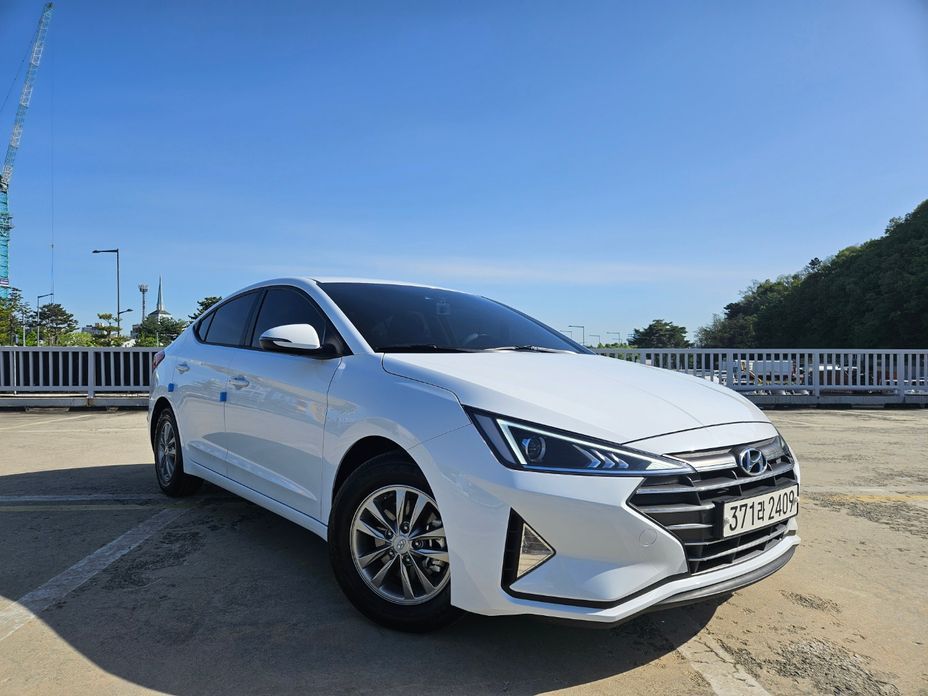 Hyundai AVANTE 2020
