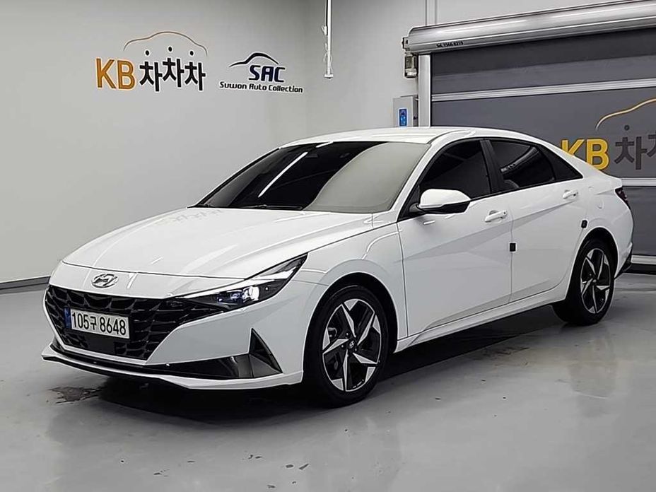 Hyundai AVANTE 2022