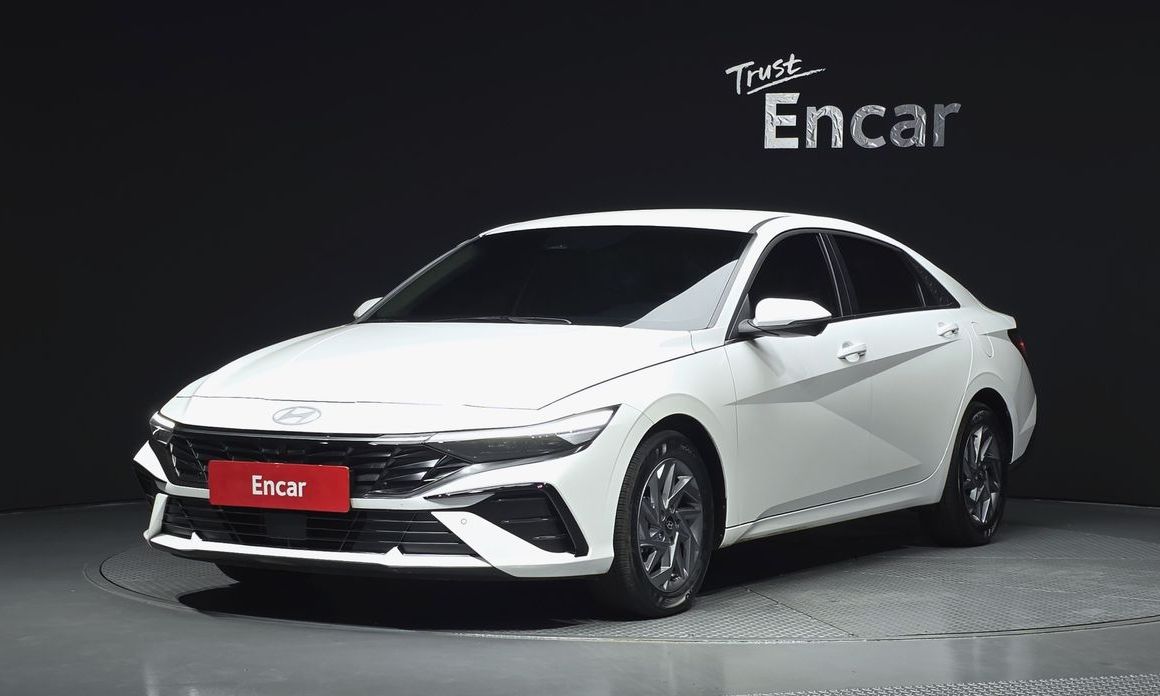 Hyundai AVANTE 2025