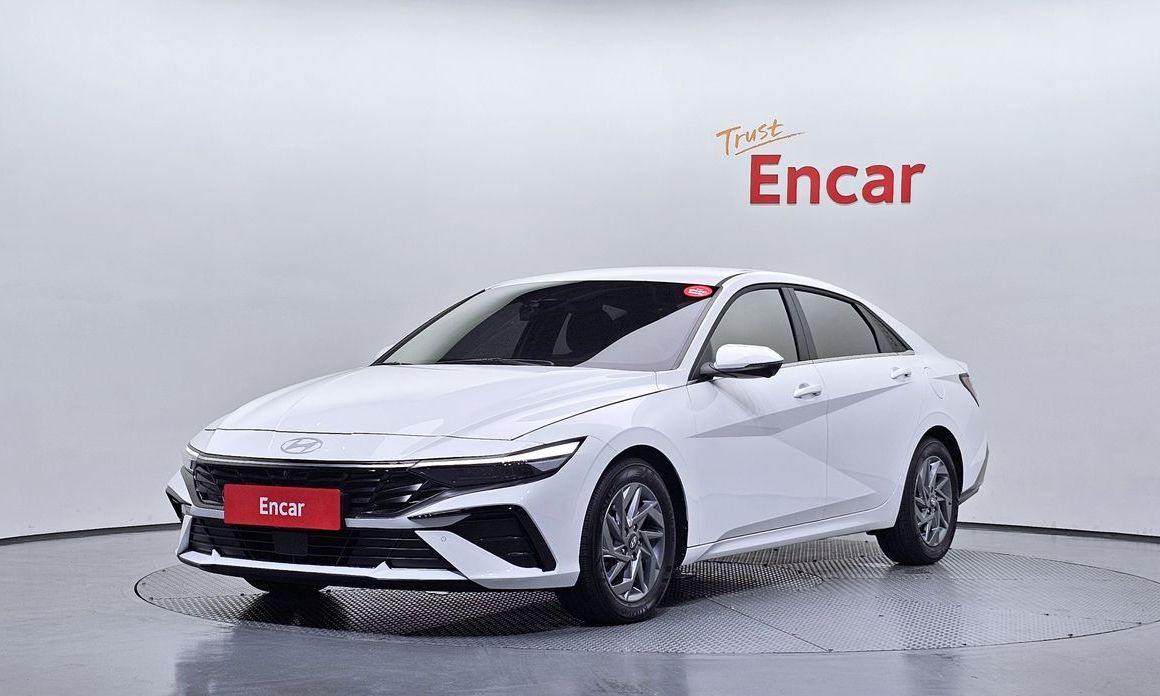 Hyundai AVANTE 2025