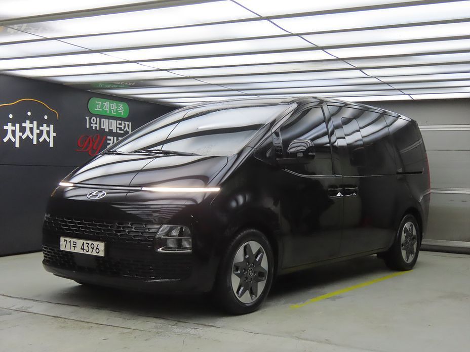 Hyundai Staria 2022