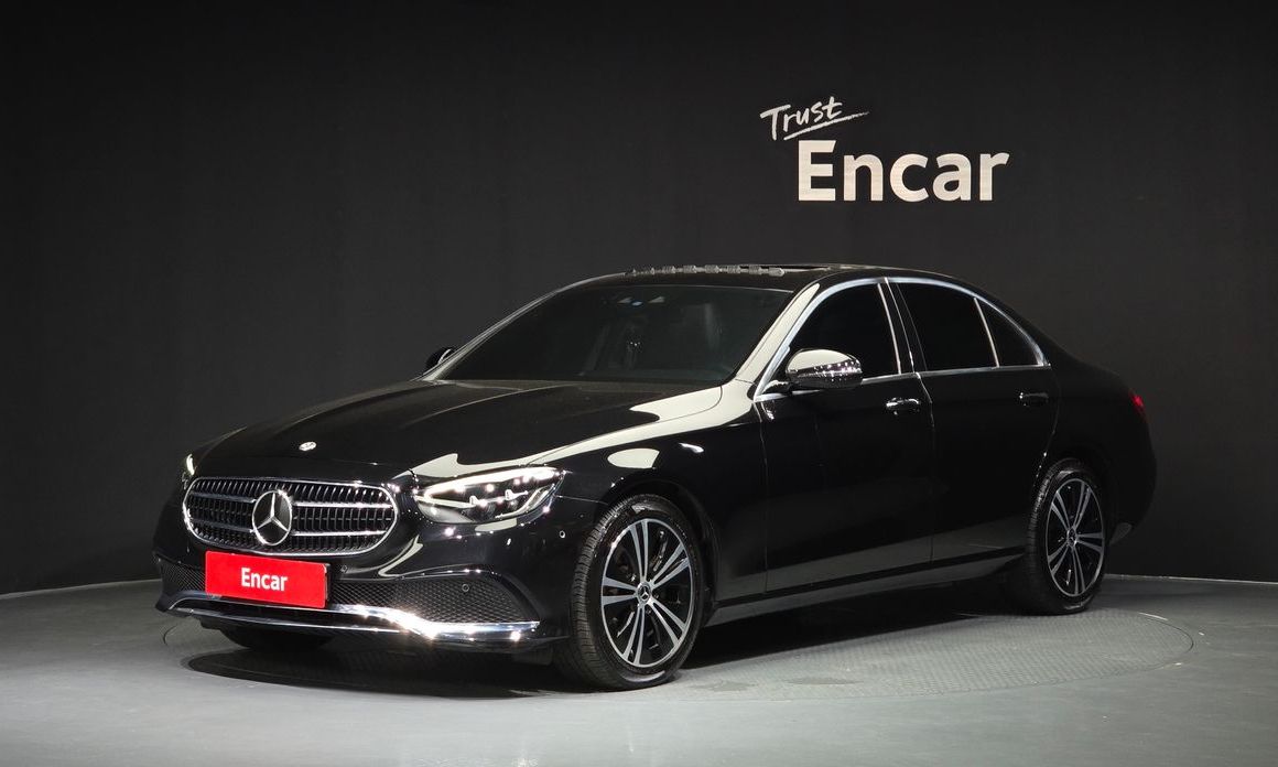 Mercedes-Benz E-Class 2021