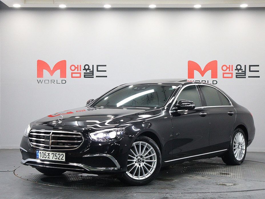 Mercedes-Benz E-Class 2021