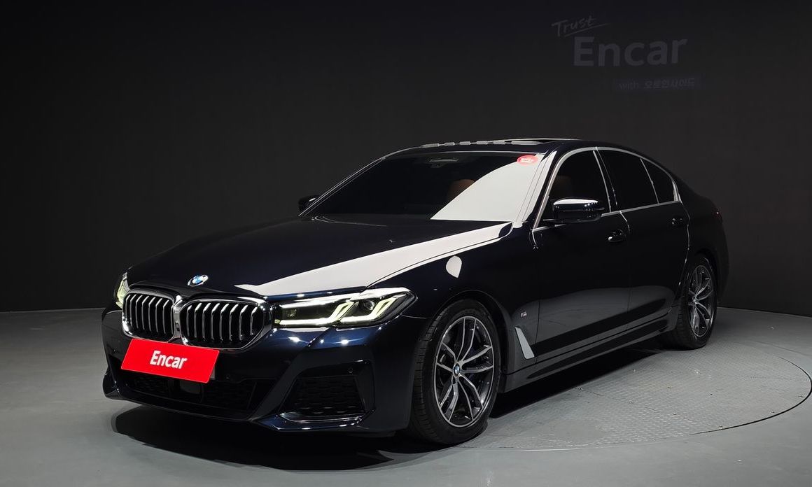 BMW 5-Series 2022