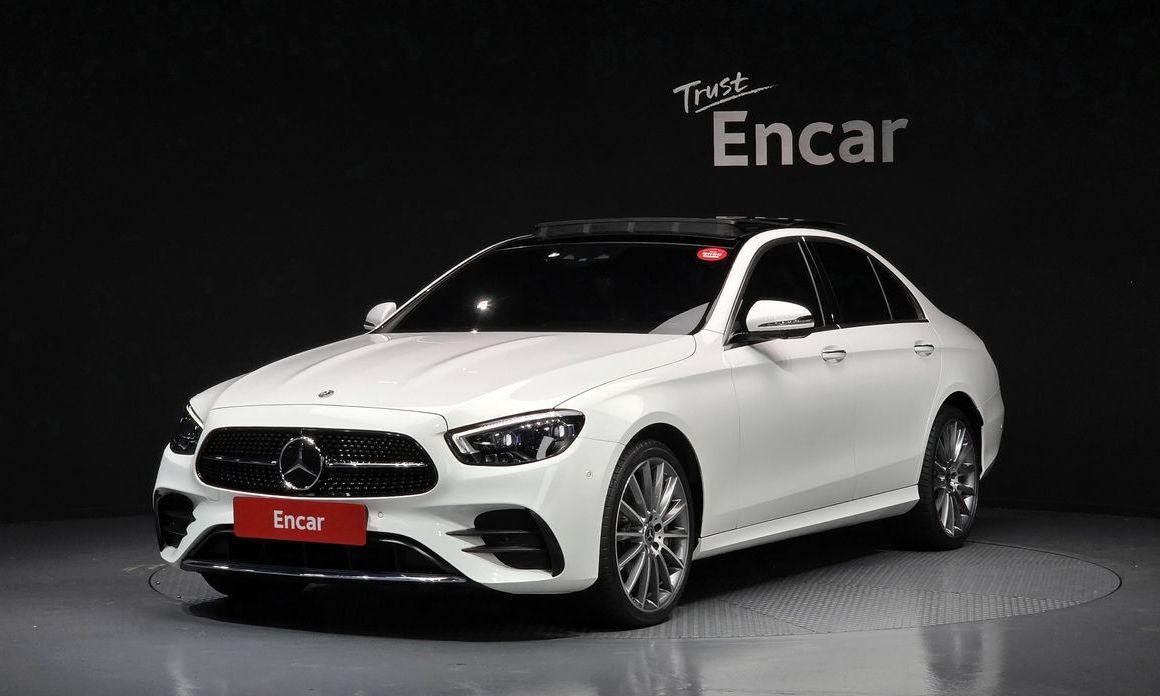 Mercedes-Benz E-Class 2022